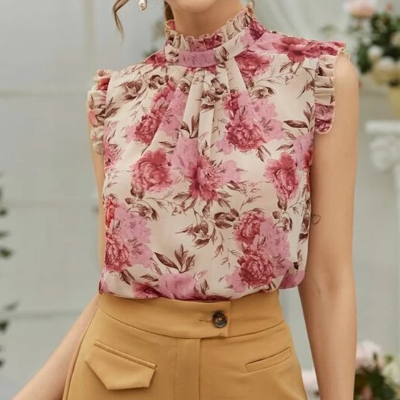 Tops - Pink Sleeveless Floral Print Blouse in M and L